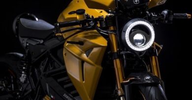 Energica desarrolla el control por voz para motocicletas